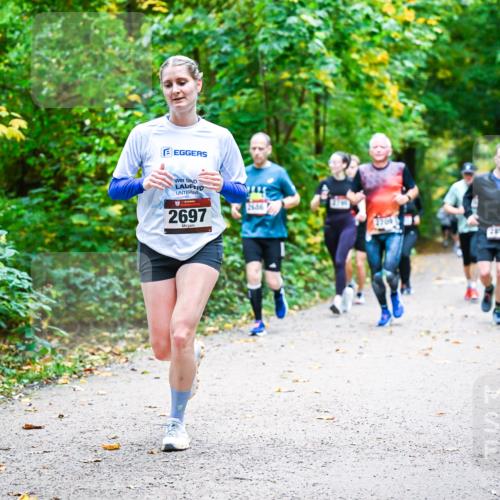 12.10.2025 - Bramfelder Halbmarathon 2025 Dr. Thomas Lammeyer http://msf.ph/oto/9342067 12.10.2025 09:53:54 Laufen 2697, 2636 meine-sportfotos.de