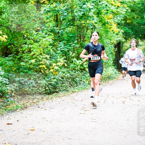 12.10.2025 - Bramfelder Halbmarathon 2025 Dr. Thomas Lammeyer http://msf.ph/oto/9342117 12.10.2025 09:54:03 Laufen 2777, 2977 meine-sportfotos.de