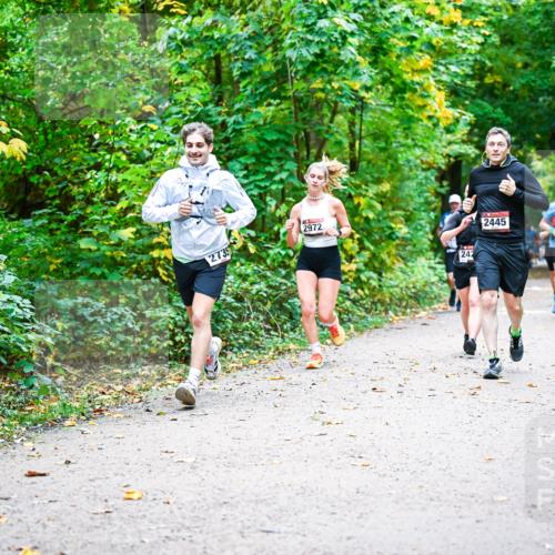 12.10.2025 - Bramfelder Halbmarathon 2025 Dr. Thomas Lammeyer http://msf.ph/oto/9342151 12.10.2025 09:54:09 Laufen 2735, 2972, 242, 2445 meine-sportfotos.de