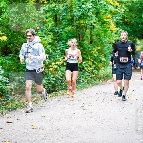 12.10.2025 - Bramfelder Halbmarathon 2025 Dr. Thomas Lammeyer http://msf.ph/oto/9342154 12.10.2025 09:54:10 Laufen 2735, 2972, 2445 meine-sportfotos.de