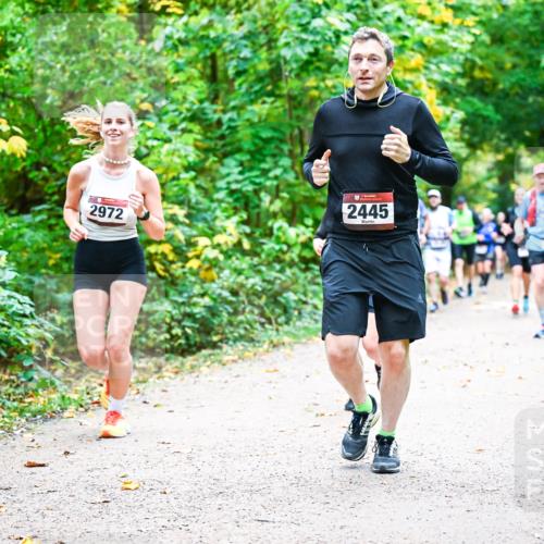 12.10.2025 - Bramfelder Halbmarathon 2025 Dr. Thomas Lammeyer http://msf.ph/oto/9342163 12.10.2025 09:54:11 Laufen 2972, 2445 meine-sportfotos.de
