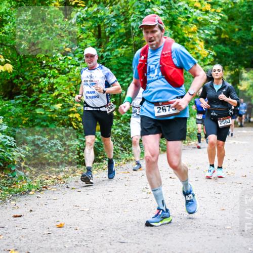 12.10.2025 - Bramfelder Halbmarathon 2025 Dr. Thomas Lammeyer http://msf.ph/oto/9342182 12.10.2025 09:54:14 Laufen 05, 11, 2023, 245, 102, 2673, 2563 meine-sportfotos.de