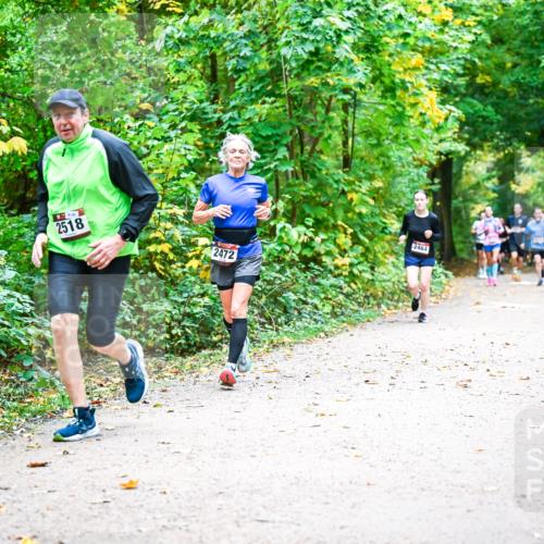 12.10.2025 - Bramfelder Halbmarathon 2025 Dr. Thomas Lammeyer http://msf.ph/oto/9342204 12.10.2025 09:54:18 Laufen 2518, 2472, 2484 meine-sportfotos.de