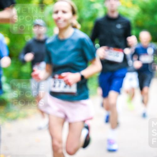 12.10.2025 - Bramfelder Halbmarathon 2025 Dr. Thomas Lammeyer http://msf.ph/oto/9342330 12.10.2025 09:54:39 Laufen  meine-sportfotos.de