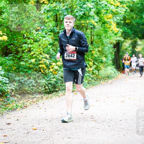12.10.2025 - Bramfelder Halbmarathon 2025 Dr. Thomas Lammeyer http://msf.ph/oto/9342355 12.10.2025 09:54:44 Laufen 2642 meine-sportfotos.de