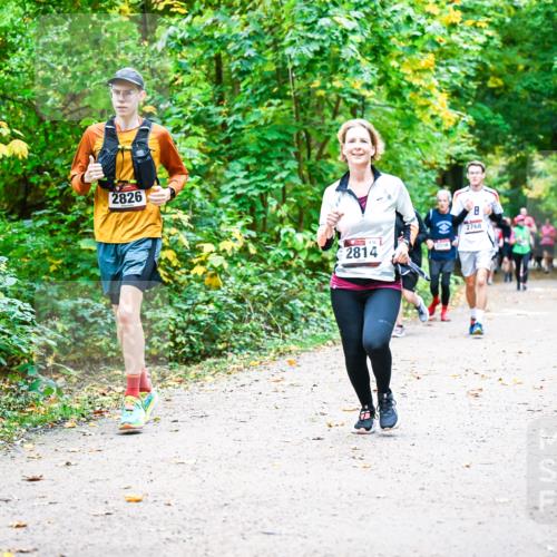 12.10.2025 - Bramfelder Halbmarathon 2025 Dr. Thomas Lammeyer http://msf.ph/oto/9342380 12.10.2025 09:54:51 Laufen 2826, 2814, 2768 meine-sportfotos.de