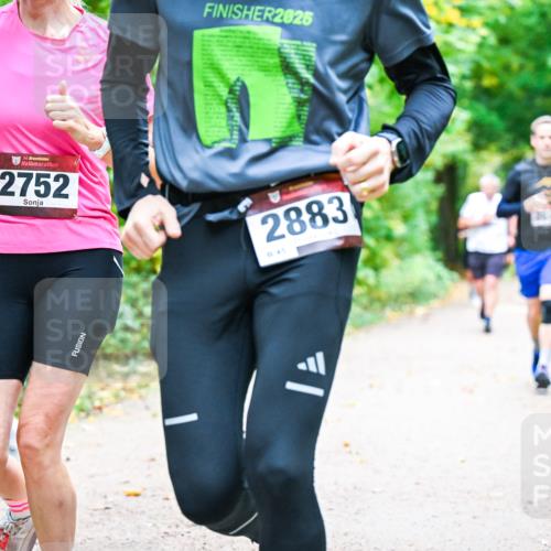 12.10.2025 - Bramfelder Halbmarathon 2025 Dr. Thomas Lammeyer http://msf.ph/oto/9342492 12.10.2025 09:55:09 Laufen 4, 2752, 2025, 2883, 11, 45 meine-sportfotos.de