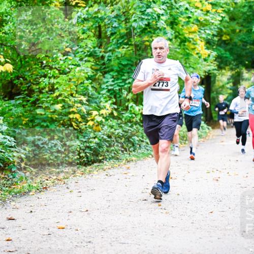 12.10.2025 - Bramfelder Halbmarathon 2025 Dr. Thomas Lammeyer http://msf.ph/oto/9342514 12.10.2025 09:55:13 Laufen 2773, 2463, 2611, 2540 meine-sportfotos.de