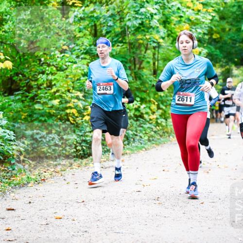12.10.2025 - Bramfelder Halbmarathon 2025 Dr. Thomas Lammeyer http://msf.ph/oto/9342530 12.10.2025 09:55:15 Laufen 2463, 43, 2611, 2540 meine-sportfotos.de
