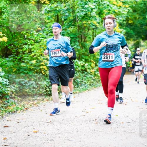 12.10.2025 - Bramfelder Halbmarathon 2025 Dr. Thomas Lammeyer http://msf.ph/oto/9342531 12.10.2025 09:55:15 Laufen 2463, 2611, 2540 meine-sportfotos.de