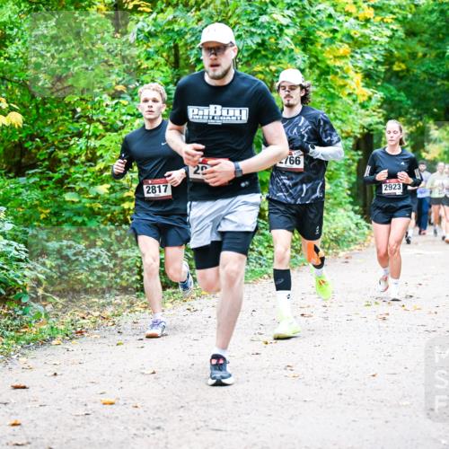 12.10.2025 - Bramfelder Halbmarathon 2025 Dr. Thomas Lammeyer http://msf.ph/oto/9342560 12.10.2025 09:55:21 Laufen 2817, 20, 766, 2923 meine-sportfotos.de