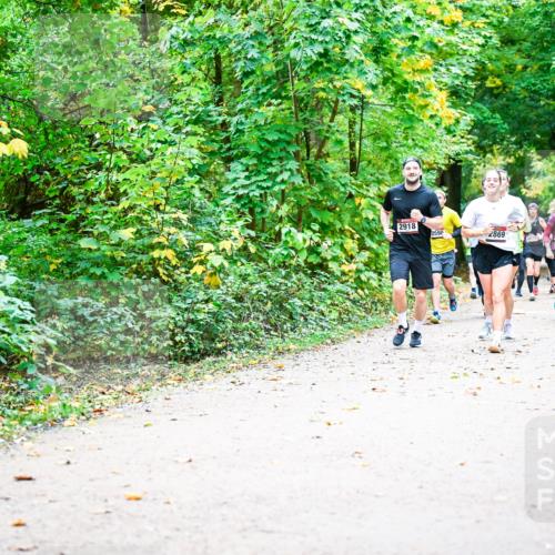 12.10.2025 - Bramfelder Halbmarathon 2025 Dr. Thomas Lammeyer http://msf.ph/oto/9342589 12.10.2025 09:55:25 Laufen 2918, 2590, 2869, 2619, 2900 meine-sportfotos.de
