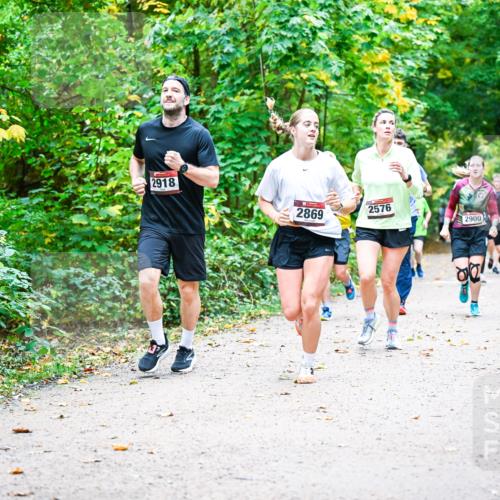 12.10.2025 - Bramfelder Halbmarathon 2025 Dr. Thomas Lammeyer http://msf.ph/oto/9342604 12.10.2025 09:55:28 Laufen 2918, 2869, 2576, 2900 meine-sportfotos.de