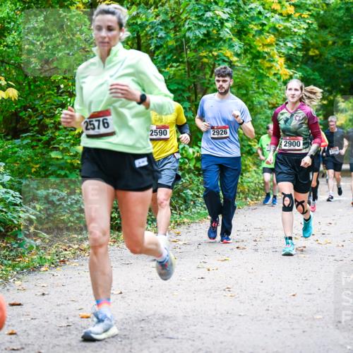 12.10.2025 - Bramfelder Halbmarathon 2025 Dr. Thomas Lammeyer http://msf.ph/oto/9342615 12.10.2025 09:55:29 Laufen 2576, 2590, 2926, 2900, 2680 meine-sportfotos.de