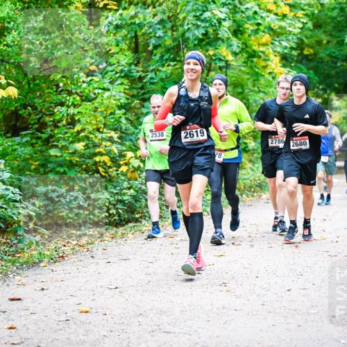 12.10.2025 - Bramfelder Halbmarathon 2025 Dr. Thomas Lammeyer http://msf.ph/oto/9342639 12.10.2025 09:55:33 Laufen 2538, 2619, 78, 2786, 2680 meine-sportfotos.de