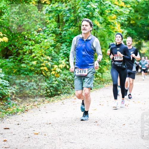 12.10.2025 - Bramfelder Halbmarathon 2025 Dr. Thomas Lammeyer http://msf.ph/oto/9342666 12.10.2025 09:55:37 Laufen 2478, 2718 meine-sportfotos.de