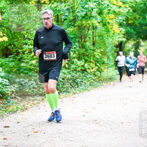 12.10.2025 - Bramfelder Halbmarathon 2025 Dr. Thomas Lammeyer http://msf.ph/oto/9342690 12.10.2025 09:55:41 Laufen 2683 meine-sportfotos.de