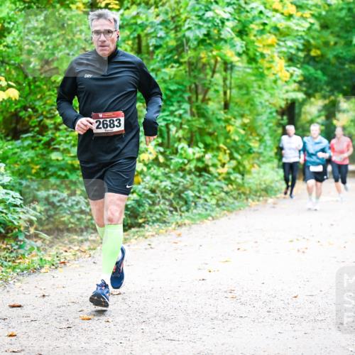 12.10.2025 - Bramfelder Halbmarathon 2025 Dr. Thomas Lammeyer http://msf.ph/oto/9342691 12.10.2025 09:55:42 Laufen 2683 meine-sportfotos.de