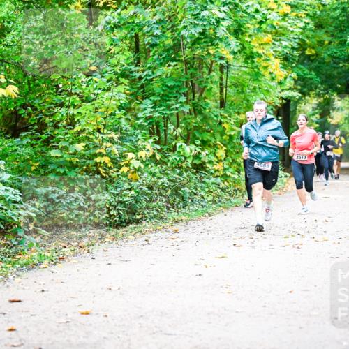 12.10.2025 - Bramfelder Halbmarathon 2025 Dr. Thomas Lammeyer http://msf.ph/oto/9342698 12.10.2025 09:55:44 Laufen  meine-sportfotos.de