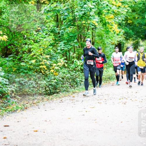 12.10.2025 - Bramfelder Halbmarathon 2025 Dr. Thomas Lammeyer http://msf.ph/oto/9342745 12.10.2025 09:55:51 Laufen 2551, 2537, 2586, 2862, 2874 meine-sportfotos.de