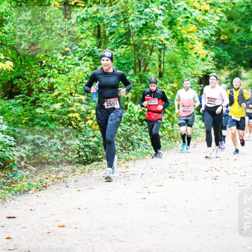 12.10.2025 - Bramfelder Halbmarathon 2025 Dr. Thomas Lammeyer http://msf.ph/oto/9342751 12.10.2025 09:55:52 Laufen 2551, 2537, 2586, 2862, 674, 2716 meine-sportfotos.de