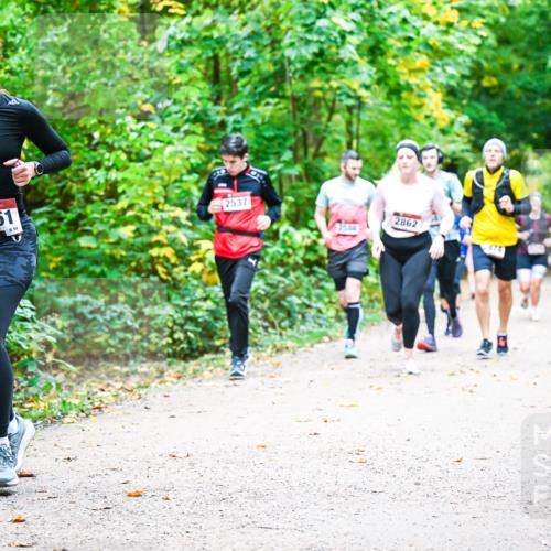 12.10.2025 - Bramfelder Halbmarathon 2025 Dr. Thomas Lammeyer http://msf.ph/oto/9342761 12.10.2025 09:55:53 Laufen 59, 2537, 2551, 2862, 47 meine-sportfotos.de