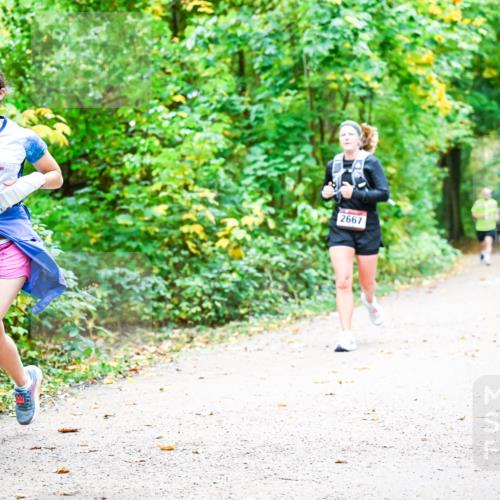 12.10.2025 - Bramfelder Halbmarathon 2025 Dr. Thomas Lammeyer http://msf.ph/oto/9342806 12.10.2025 09:56:02 Laufen 23, 76, 2667 meine-sportfotos.de