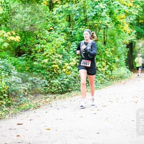 12.10.2025 - Bramfelder Halbmarathon 2025 Dr. Thomas Lammeyer http://msf.ph/oto/9342809 12.10.2025 09:56:02 Laufen 2667 meine-sportfotos.de