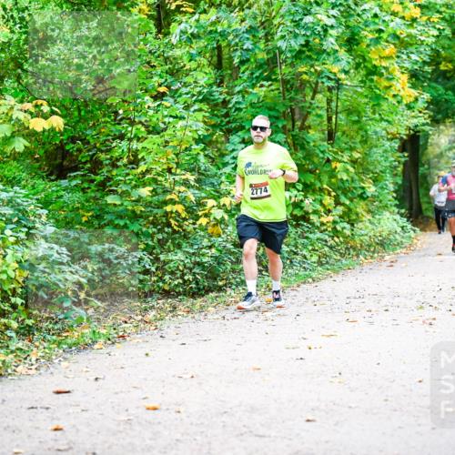 12.10.2025 - Bramfelder Halbmarathon 2025 Dr. Thomas Lammeyer http://msf.ph/oto/9342826 12.10.2025 09:56:10 Laufen 2774, 2839 meine-sportfotos.de