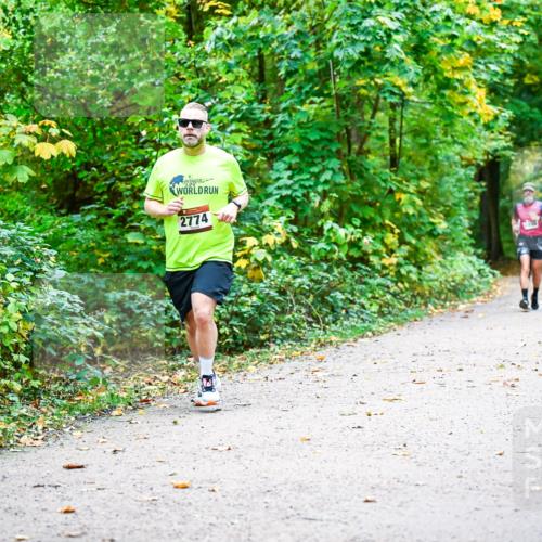 12.10.2025 - Bramfelder Halbmarathon 2025 Dr. Thomas Lammeyer http://msf.ph/oto/9342834 12.10.2025 09:56:11 Laufen 2774 meine-sportfotos.de