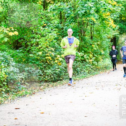 12.10.2025 - Bramfelder Halbmarathon 2025 Dr. Thomas Lammeyer http://msf.ph/oto/9342889 12.10.2025 09:56:24 Laufen 2629, 2483 meine-sportfotos.de