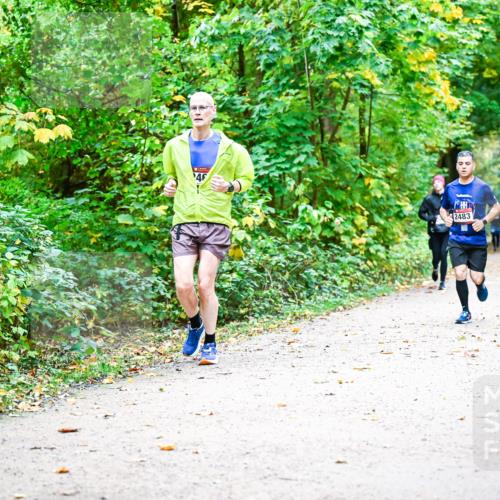 12.10.2025 - Bramfelder Halbmarathon 2025 Dr. Thomas Lammeyer http://msf.ph/oto/9342896 12.10.2025 09:56:25 Laufen 46, 2483 meine-sportfotos.de