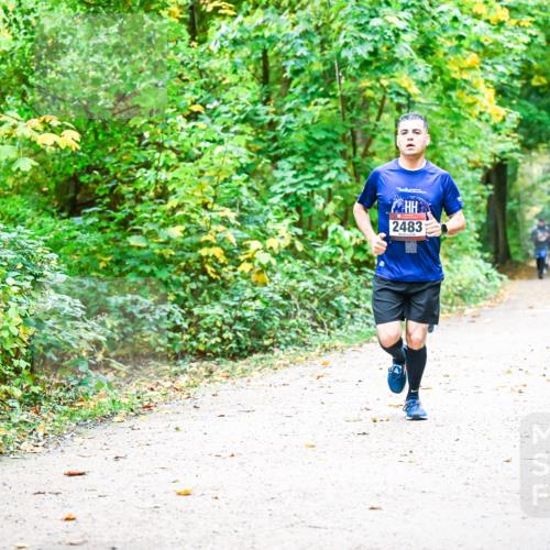 12.10.2025 - Bramfelder Halbmarathon 2025 Dr. Thomas Lammeyer http://msf.ph/oto/9342905 12.10.2025 09:56:27 Laufen 2483 meine-sportfotos.de