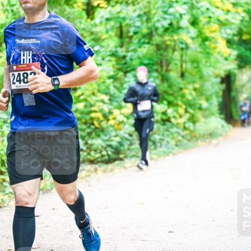 12.10.2025 - Bramfelder Halbmarathon 2025 Dr. Thomas Lammeyer http://msf.ph/oto/9342917 12.10.2025 09:56:28 Laufen 248 meine-sportfotos.de