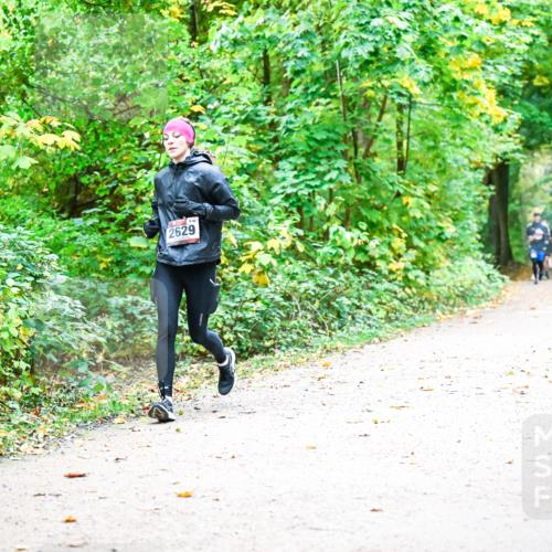 12.10.2025 - Bramfelder Halbmarathon 2025 Dr. Thomas Lammeyer http://msf.ph/oto/9342922 12.10.2025 09:56:29 Laufen 2629 meine-sportfotos.de