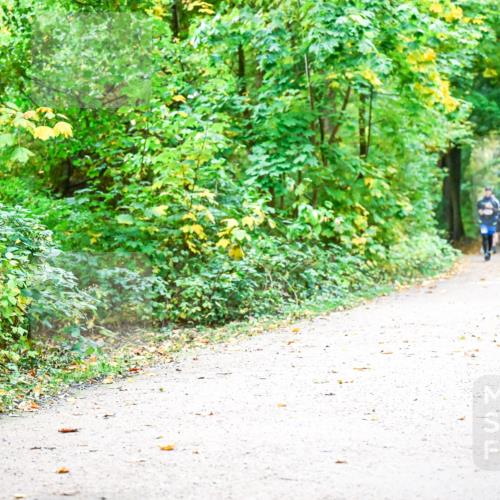 12.10.2025 - Bramfelder Halbmarathon 2025 Dr. Thomas Lammeyer http://msf.ph/oto/9342932 12.10.2025 09:56:31 Laufen  meine-sportfotos.de