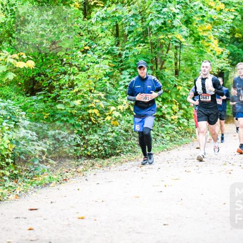 12.10.2025 - Bramfelder Halbmarathon 2025 Dr. Thomas Lammeyer http://msf.ph/oto/9342939 12.10.2025 09:56:40 Laufen 30, 2687, 462, 2744 meine-sportfotos.de