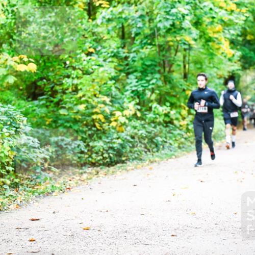 12.10.2025 - Bramfelder Halbmarathon 2025 Dr. Thomas Lammeyer http://msf.ph/oto/9343048 12.10.2025 09:57:03 Laufen  meine-sportfotos.de