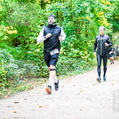12.10.2025 - Bramfelder Halbmarathon 2025 Dr. Thomas Lammeyer http://msf.ph/oto/9343072 12.10.2025 09:57:07 Laufen 2471 meine-sportfotos.de