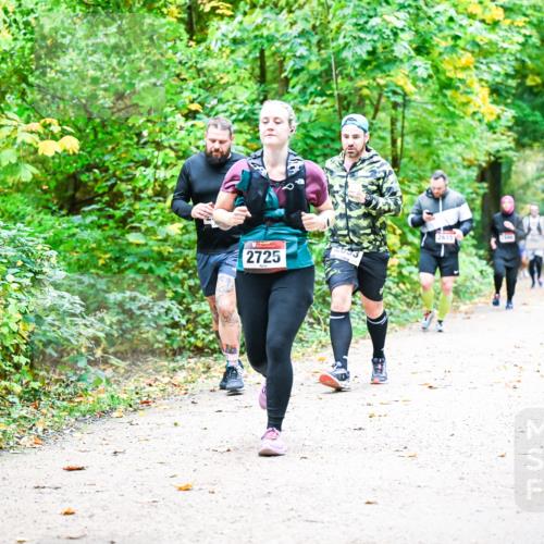 12.10.2025 - Bramfelder Halbmarathon 2025 Dr. Thomas Lammeyer http://msf.ph/oto/9343101 12.10.2025 09:57:16 Laufen 2615, 2725 meine-sportfotos.de