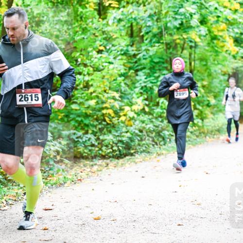 12.10.2025 - Bramfelder Halbmarathon 2025 Dr. Thomas Lammeyer http://msf.ph/oto/9343124 12.10.2025 09:57:21 Laufen 2615, 2899 meine-sportfotos.de