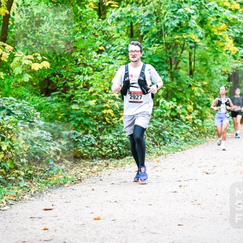 12.10.2025 - Bramfelder Halbmarathon 2025 Dr. Thomas Lammeyer http://msf.ph/oto/9343144 12.10.2025 09:57:25 Laufen 2927 meine-sportfotos.de