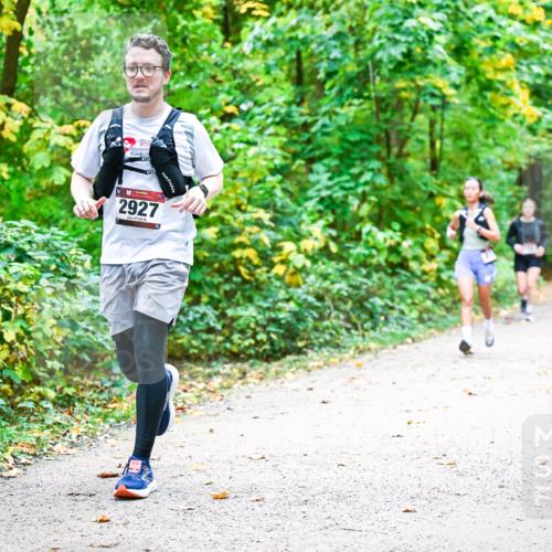 12.10.2025 - Bramfelder Halbmarathon 2025 Dr. Thomas Lammeyer http://msf.ph/oto/9343151 12.10.2025 09:57:26 Laufen 2927 meine-sportfotos.de