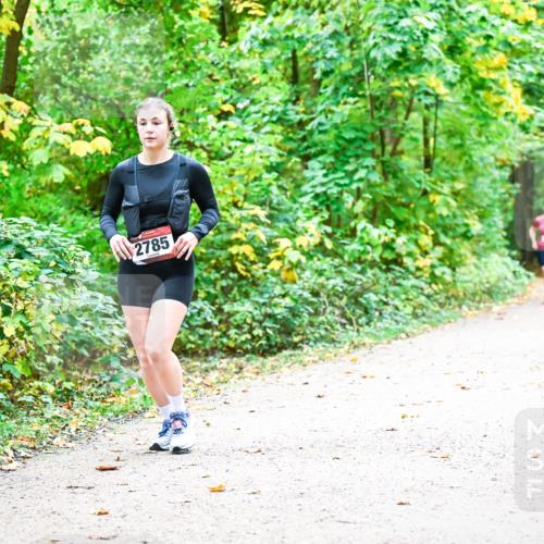 12.10.2025 - Bramfelder Halbmarathon 2025 Dr. Thomas Lammeyer http://msf.ph/oto/9343182 12.10.2025 09:57:31 Laufen 2785 meine-sportfotos.de