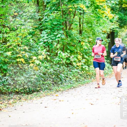 12.10.2025 - Bramfelder Halbmarathon 2025 Dr. Thomas Lammeyer http://msf.ph/oto/9343185 12.10.2025 09:57:35 Laufen 2600, 2601, 2815 meine-sportfotos.de