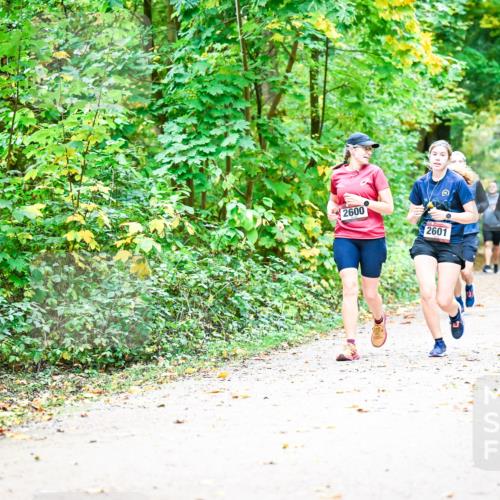 12.10.2025 - Bramfelder Halbmarathon 2025 Dr. Thomas Lammeyer http://msf.ph/oto/9343190 12.10.2025 09:57:35 Laufen 2600, 2601, 2815 meine-sportfotos.de