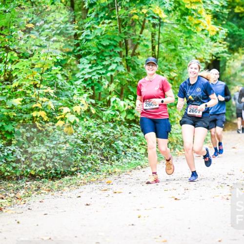 12.10.2025 - Bramfelder Halbmarathon 2025 Dr. Thomas Lammeyer http://msf.ph/oto/9343194 12.10.2025 09:57:36 Laufen 260, 260, 2815 meine-sportfotos.de