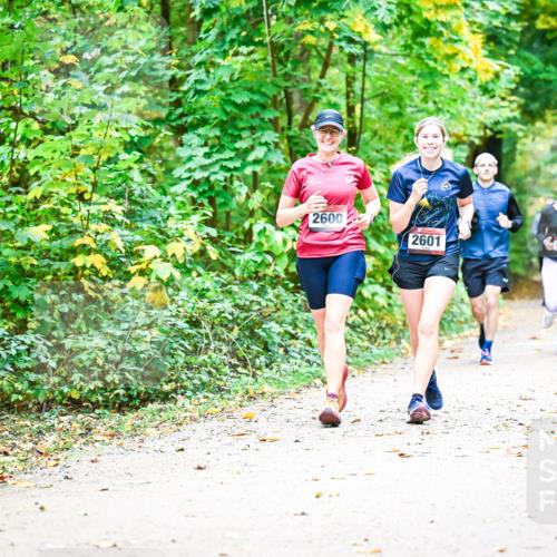 12.10.2025 - Bramfelder Halbmarathon 2025 Dr. Thomas Lammeyer http://msf.ph/oto/9343196 12.10.2025 09:57:37 Laufen 2600, 2601, 2815 meine-sportfotos.de