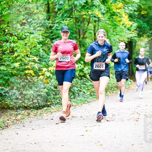 12.10.2025 - Bramfelder Halbmarathon 2025 Dr. Thomas Lammeyer http://msf.ph/oto/9343199 12.10.2025 09:57:37 Laufen 2600, 2601, 2815 meine-sportfotos.de