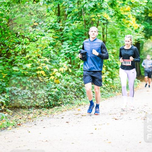 12.10.2025 - Bramfelder Halbmarathon 2025 Dr. Thomas Lammeyer http://msf.ph/oto/9343210 12.10.2025 09:57:40 Laufen 2815 meine-sportfotos.de